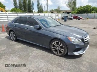 2014 Mercedes-Benz E 350 Sport with VIN WDDHF5KBXEB063203, listed as a Copart auction lot 63674095 with 131,102 mi miles and Clean title. Bid and sale history available at DreamBid. Image 4.