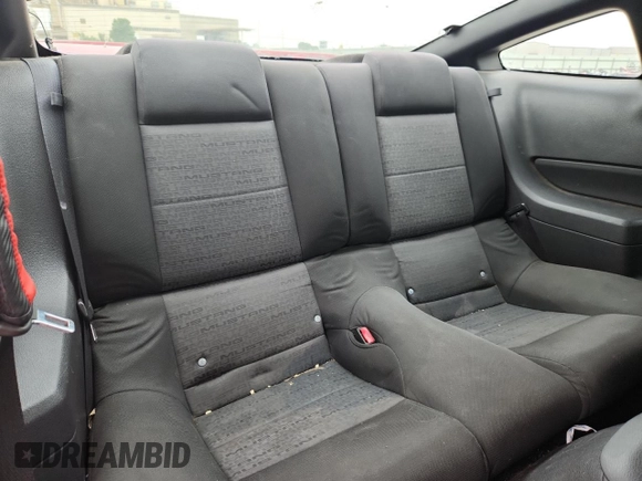 2005 Ford Mustang Deluxe с VIN 1ZVFT80N155125415, выставлен на аукционе Copart как лот 60487925 с пробегом 151 801 миль миль и Списание • Salvage title. История ставок и продаж доступна на DreamBid. Изображение 10.