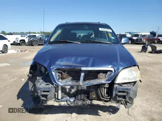 2003 Kia Sedona LX with VIN KNDUP131736409797, listed as a Copart auction lot 46902855 with 142,091 mi miles and Salvage Title. Bid and sale history available at carsss.com. Image 5.