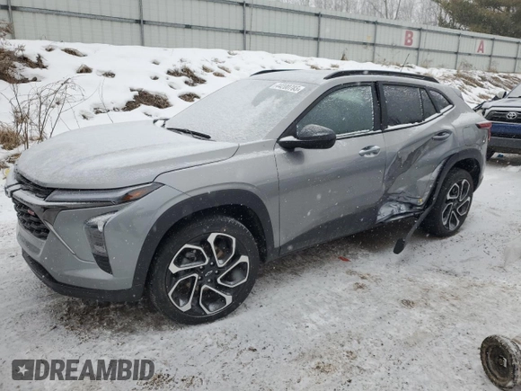 2024 Chevrolet Trax 2RS with VIN KL77LJE27RC124278, listed as a Copart auction lot 44200785 with 6,365 mi miles and Non Repairable. Bid and sale history available at DreamBid. Image 1.