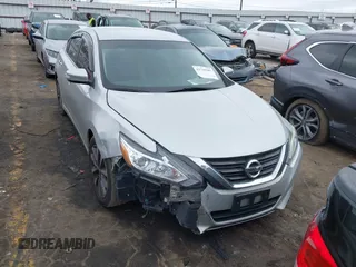 2017 Nissan Altima SV with VIN 1N4AL3AP8HC174357, listed as a IAAI auction lot 41720285 with 178,881 mi miles and . Bid and sale history available at DreamBid. Image 12.