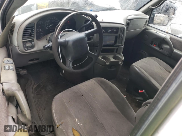 2003 Chevrolet Astro with VIN 1GNDM19XX3B123705, listed as a Copart auction lot 82614064 with 223,905 mi miles and Salvage Title. Bid and sale history available at DreamBid. Image 8.
