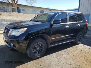 2013 Lexus GX 460 Premium z VIN JTJJM7FX3D5051701, wystawiony jako Copart lot #88739925 z przebiegiem 252 852 mil mil oraz Szkoda całkowita • Salvage title. Historia ofert i sprzedaży dostępna na DreamBid. Obrazek 1.