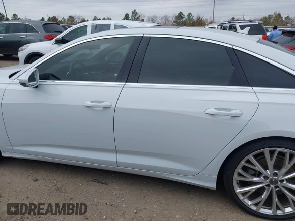 2019 Audi A6 Prestige with VIN WAUM2AF26KN042444, listed as a IAAI auction lot 41174343 with 52,322 mi miles. Bid and sale history available at carsss.com. Image 14.