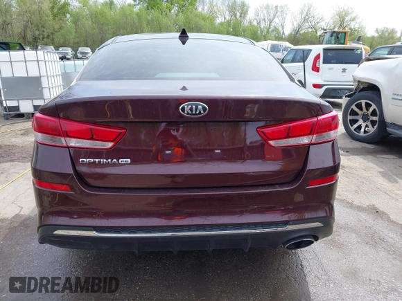 2019 Kia Optima LX with VIN 5XXGT4L39KG277217, listed as a IAAI auction lot 40220142 with 139,755 mi miles. Bid and sale history available at carsss.com. Image 16.