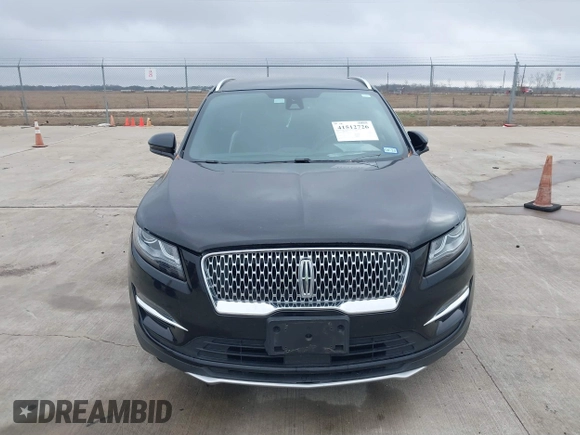 2019 Lincoln MKC Select with VIN 5LMCJ2C99KUL52725, listed as a IAAI auction lot 41512726 with 119,422 mi miles and . Bid and sale history available at DreamBid. Image 12.