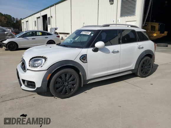 2018 MINI Countryman Cooper S with VIN WMZYT3C39J3E00076, listed as a Copart auction lot 82744654 with 96,632 mi miles and Salvage Title. Bid and sale history available at carsss.com. Image 1.