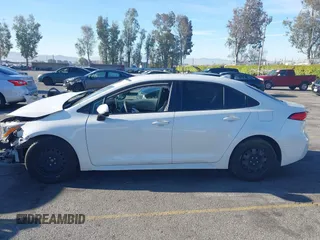 2020 Toyota Corolla LE with VIN 5YFEPRAEXLP062290, listed as a IAAI auction lot 41858318 with 80,692 mi miles. Bid and sale history available at carsss.com. Image 14.