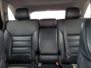 2017 Kia Sorento EX with VIN 5XYPHDA52HG222652, listed as a Copart auction lot 50910155 with 188,703 mi miles and Clean Title. Bid and sale history available at DreamBid. Image 10.