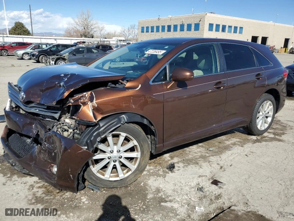 2010 Toyota Venza with VIN 4T3BA3BB9AU011632, listed as a Copart auction lot 47236495 with 139,471 mi miles and Salvage Title. Bid and sale history available at carsss.com. Image 1.
