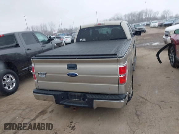 2010 Ford F-150 XL z VIN 1FTFW1E85AFD86149, wystawiony jako IAAI lot #41748039 z przebiegiem 354 133 mil mil oraz . Historia ofert i sprzedaży dostępna na DreamBid. Obrazek 16.