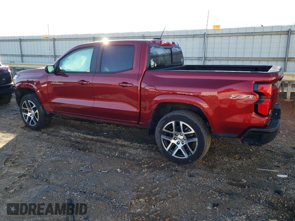 2024 Chevrolet Colorado 4WD Z71 with VIN 1GCPTDEK9R1128882, listed as a Copart auction lot 44118785 with 13,645 mi miles and Salvage Title. Bid and sale history available at carsss.com. Image 2.