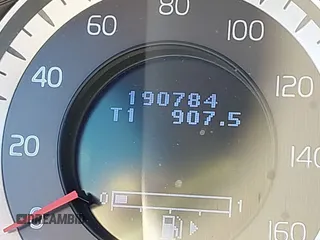 2013 Volvo XC70 3.2L with VIN YV4952BZ6D1154242, listed as a IAAI auction lot 41370020 with 190,784 mi miles and . Bid and sale history available at DreamBid. Image 15.