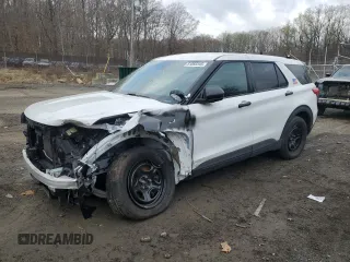 2022 Ford Police Interceptor Utility z VIN 1FM5K8AW1NNA02279, wystawiony jako Copart lot #51058345 z przebiegiem 51 337 mil mil oraz Tytuł czysty. Historia ofert i sprzedaży dostępna na DreamBid. Obrazek 1.
