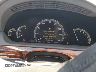 2008 Mercedes-Benz S 550 z VIN WDDNG86X98A210581, wystawiony jako Copart lot #56899455 z przebiegiem 65 763 mil mil oraz Szkoda całkowita • Salvage title. Historia ofert i sprzedaży dostępna na DreamBid. Obrazek 9.