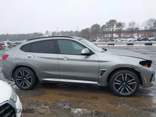 2021 BMW X4 M with VIN 5YMUJ0C01M9F26207, listed as a IAAI auction lot 41502307 with 31,995 mi miles. Bid and sale history available at carsss.com. Image 13.