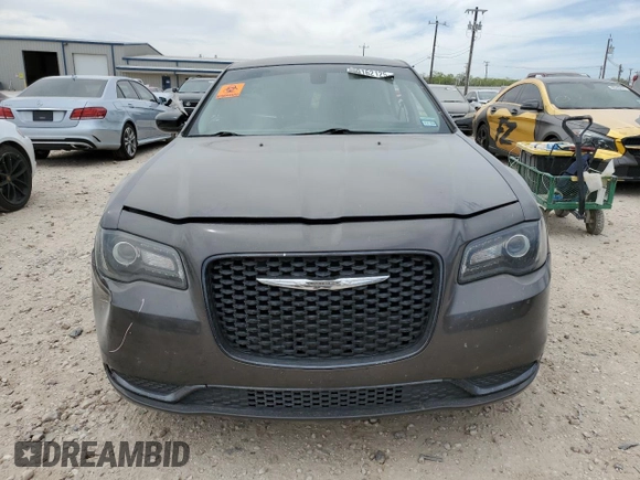 2019 Chrysler 300 Touring with VIN 2C3CCAAG8KH602041, listed as a Copart auction lot 49162125 with 77,740 mi miles and Salvage Title. Bid and sale history available at carsss.com. Image 5.