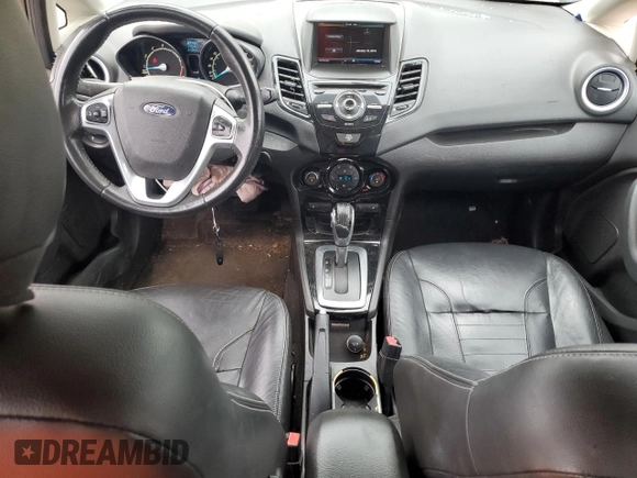 2014 Ford Fiesta Titanium z VIN 3FADP4FJ9EM110690, wystawiony jako Copart lot #48338625 z przebiegiem 175 441 mil mil oraz Szkoda całkowita • Salvage title. Historia ofert i sprzedaży dostępna na DreamBid. Obrazek 8.