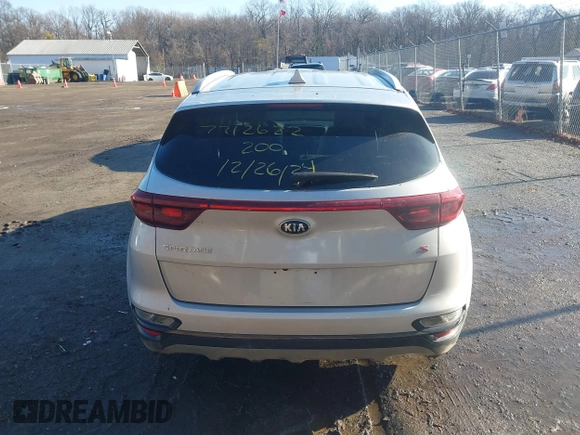 2020 Kia Sportage S with VIN KNDP6CAC2L7653058, listed as a IAAI auction lot 41477848 with 124,066 mi miles. Bid and sale history available at carsss.com. Image 16.