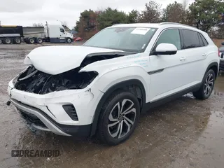 2021 Volkswagen Atlas SEL Premium with VIN 1V2TC2CAXMC214243, listed as a IAAI auction lot 41200408 with 54,902 mi miles and . Bid and sale history available at DreamBid. Image 18.