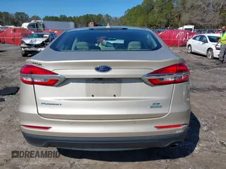 2019 Ford Fusion SE with VIN 3FA6P0HD1KR267041, listed as a IAAI auction lot 41591062 with 29,047 mi miles. Bid and sale history available at carsss.com. Image 16.