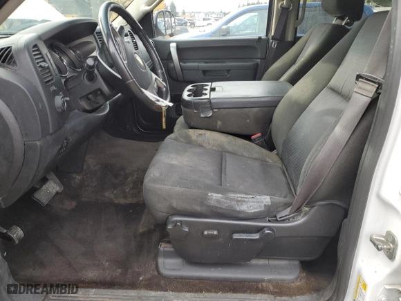 2013 Chevrolet Silverado 1500 LT with VIN 3GCPKSE70DG226373, listed as a Copart auction lot 52613725 with 124,107 mi miles and Clean Title. Bid and sale history available at carsss.com. Image 7.