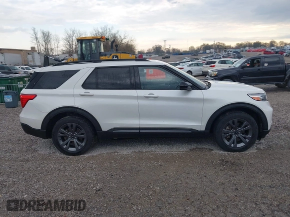 2022 Ford Explorer XLT with VIN 1FMSK8DH6NGC07066, listed as a IAAI auction lot 41856343 with 31,711 mi miles and . Bid and sale history available at DreamBid. Image 13.