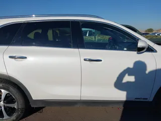 2018 Kia Sorento EX with VIN 5XYPHDA5XJG427027, listed as a IAAI auction lot 41609060 with 191,341 mi miles and . Bid and sale history available at DreamBid. Image 14.