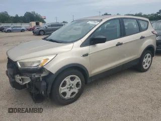 2017 Ford Escape S с VIN 1FMCU0F79HUD81952, выставлен на аукционе Copart как лот 57172565 с пробегом 133 860 миль миль и Списание • Salvage title. История ставок и продаж доступна на DreamBid. Изображение 1.