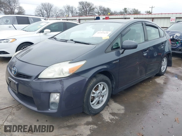 2010 Toyota Prius II with VIN JTDKN3DU4A0129837, listed as a IAAI auction lot 41593439 with 330,081 mi miles. Bid and sale history available at carsss.com. Image 2.