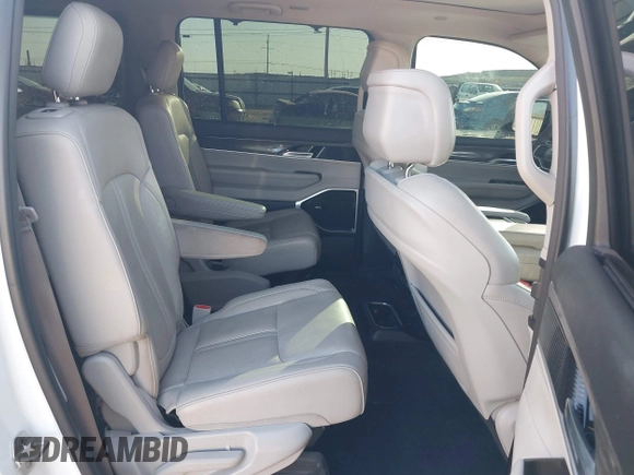 2022 Jeep Wagoneer Series III with VIN 1C4SJVDT7NS108523, listed as a IAAI auction lot 41996999 with 98,512 mi miles and . Bid and sale history available at DreamBid. Image 8.