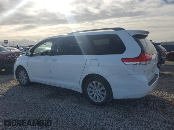 2014 Toyota Sienna LE with VIN 5TDJK3DC3ES085263, listed as a Copart auction lot 46719465 with Not Provided miles and Clean Title. Bid and sale history available at DreamBid. Image 2.