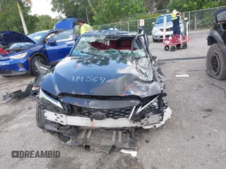 2021 Lexus IS 300 z VIN JTHAA1D27M5114569, wystawiony jako IAAI lot #41084378 z przebiegiem 31 981 mil mil oraz . Historia ofert i sprzedaży dostępna na DreamBid. Obrazek 6.