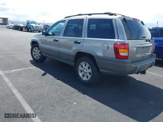 2001 Jeep Grand Cherokee Laredo with VIN 1J4GW48S81C708484, listed as a IAAI auction lot 41907414 with 1 mi miles. Bid and sale history available at carsss.com. Image 3.