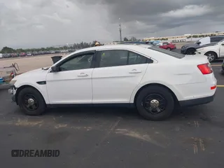 2015 Ford Police Interceptor with VIN 1FAHP2L83FG149326, listed as a IAAI auction lot 42477215 with 90,679 mi miles and . Bid and sale history available at DreamBid. Image 15.