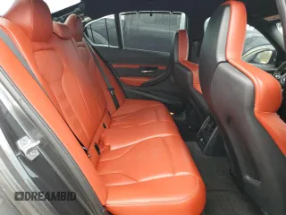 2015 BMW M3 z VIN WBS3C9C57FP803459, wystawiony jako Copart lot #78265344 z przebiegiem 32 535 mil mil oraz Szkoda całkowita • Salvage title. Historia ofert i sprzedaży dostępna na DreamBid. Obrazek 10.