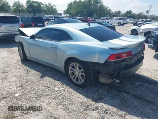 2015 Chevrolet Camaro LS z VIN 2G1FB1E30F9286632, wystawiony jako IAAI lot #41933048 z przebiegiem 164 493 mil mil oraz . Historia ofert i sprzedaży dostępna na DreamBid. Obrazek 3.