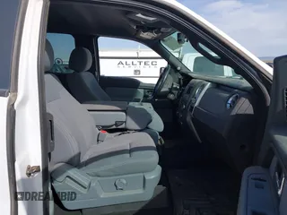 2014 Ford F-150 XL with VIN 1FTFX1EF2EKE26115, listed as a IAAI auction lot 41949049 with 118,404 mi miles. Bid and sale history available at carsss.com. Image 5.