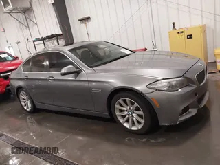 2014 BMW 5 Series 535i xDrive with VIN WBA5B3C56ED292646, listed as a IAAI auction lot 41925997 with 157,152 mi miles and . Bid and sale history available at carsss.com. Image 13.