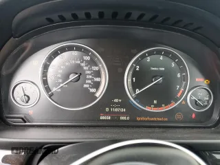 2013 BMW 5 Series 528i xDrive with VIN WBAXH5C58CDW02392, listed as a Copart auction lot 54336085 with 88,658 mi miles and Clean Title. Bid and sale history available at carsss.com. Image 9.