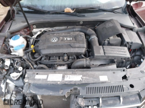 2014 Volkswagen Passat SEL Premium with VIN 1VWCS7A37EC022413, listed as a IAAI auction lot 40597042 with 131,866 mi miles. Bid and sale history available at carsss.com. Image 10.