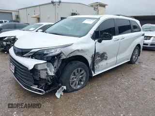 2023 Toyota Sienna XLE с VIN 5TDYRKEC9PS155998, выставлен на аукционе IAAI как лот 41888627 с пробегом 58 167 миль миль и . История ставок и продаж доступна на DreamBid. Изображение 17.