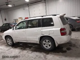 2007 Toyota Highlander with VIN JTEGD21AX70165811, listed as a IAAI auction lot 41582884 with 216,497 mi miles. Bid and sale history available at carsss.com. Image 14.