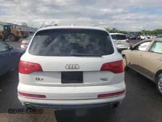 2015 Audi Q7 Premium Plus z VIN WA1LGAFE8FD026827, wystawiony jako Copart lot #55483895 z przebiegiem 102 239 mil mil oraz Szkoda całkowita • Salvage title. Historia ofert i sprzedaży dostępna na DreamBid. Obrazek 6.