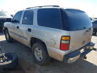 2005 Chevrolet Tahoe LS with VIN 1GNEC13V25R270657, listed as a IAAI auction lot 41876754 with 338,698 mi miles. Bid and sale history available at carsss.com. Image 3.