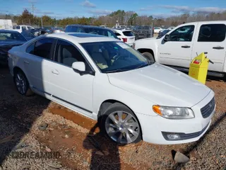 2015 Volvo S80 с VIN YV1902MB4F1183740, выставлен на аукционе IAAI как лот 41741602 с пробегом 128 635 миль миль и . История ставок и продаж доступна на DreamBid. Изображение 1.