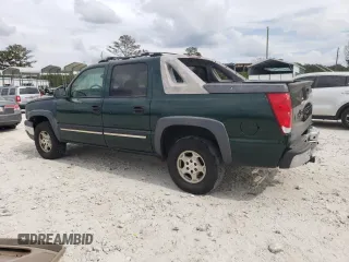 2004 Chevrolet Avalanche with VIN 3GNEC12T84G246572, listed as a Copart auction lot 51766735 with 352,309 mi miles and Salvage Title. Bid and sale history available at carsss.com. Image 2.