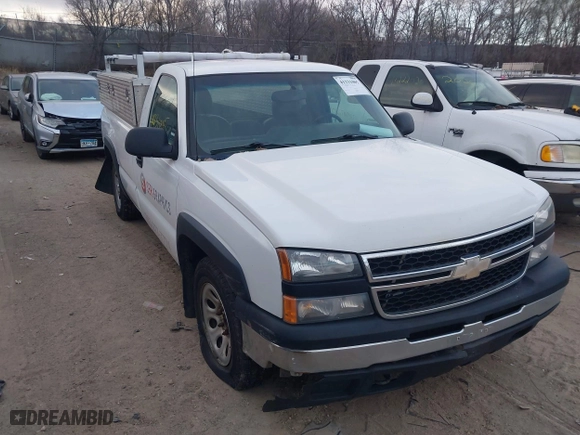 2006 Chevrolet Silverado 1500 Work Truck with VIN 3GCEC14X66G266296, listed as a IAAI auction lot 41231005 with 232,512 mi miles. Bid and sale history available at carsss.com. Image 6.