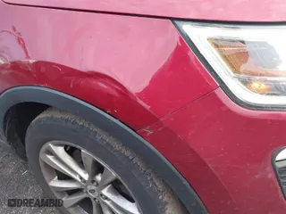 2018 Ford Explorer XLT with VIN 1FM5K8D81JGC78750, listed as a IAAI auction lot 41223991 with 169,631 mi miles. Bid and sale history available at carsss.com. Image 6.