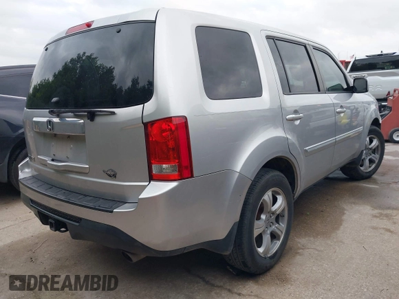 2012 Honda Pilot EX-L with VIN 5FNYF3H5XCB032396, listed as a IAAI auction lot 42069268 with 171,758 mi miles. Bid and sale history available at carsss.com. Image 4.